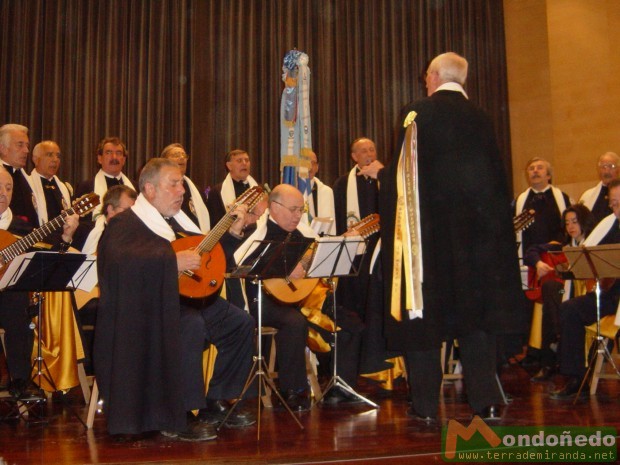 As Quendas 2005
Rondallas en el Auditorio Municipal "Pascual Veiga"
