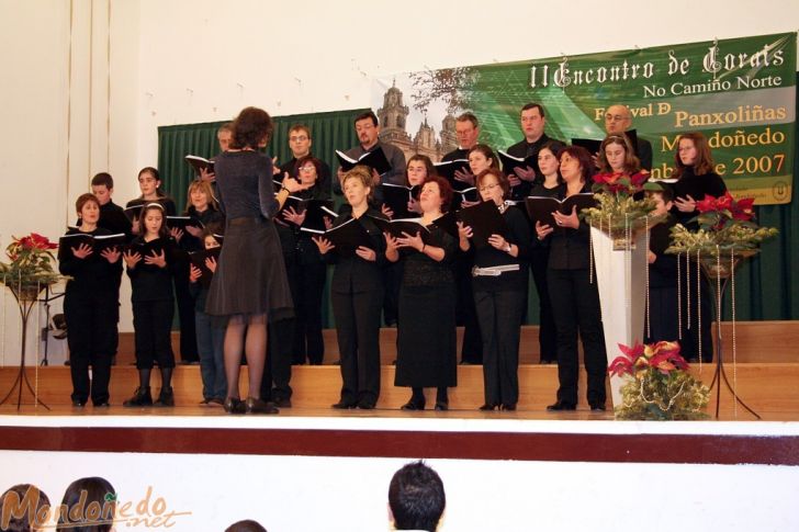 Encuentro de corales 2007
Actuación del Coro Mestre Pacheco
