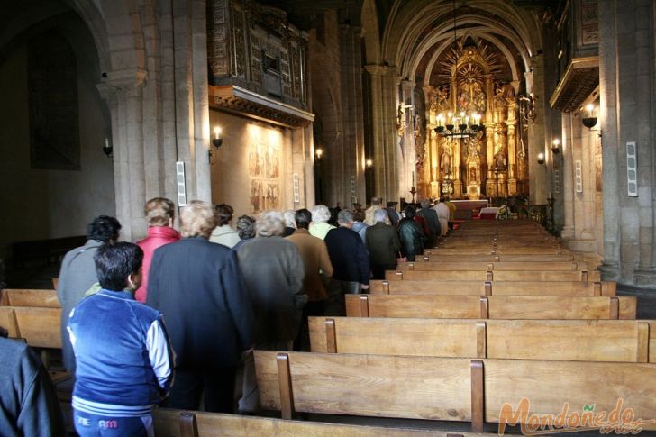 Visita Reliquias de San Rosendo
Entrando en la Catedral
