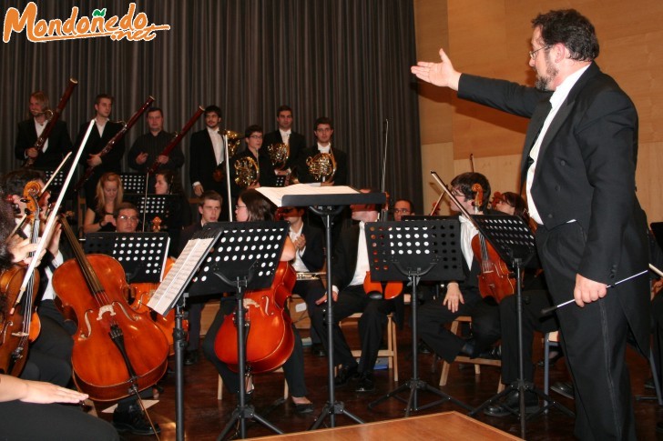 As San Lucas 2006
Xan Carballal presentado a su Orquesta.
