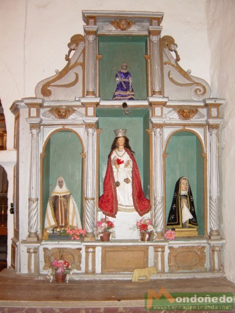 San Cristovo
Un altar de la capilla.
